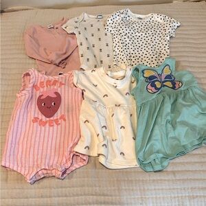 Old navy 12-18 mo lot of baby girl clothes